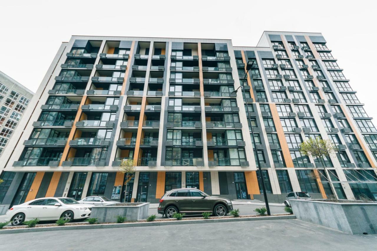 Luxury Apartments Kyiv Exterior photo
