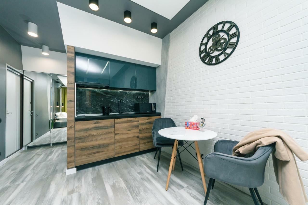 Luxury Apartments Kyiv Exterior photo
